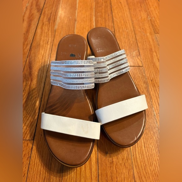 Italian Shoemakers White Beaded Wedge Sandals - Picture 1 of 5